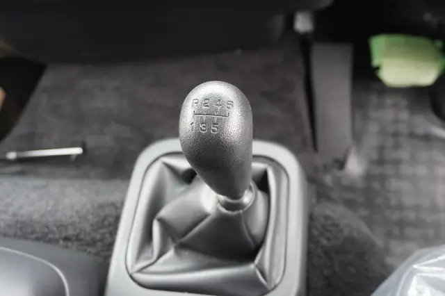 三菱 ファイター 2KG-FK62FZ(2WD)の写真31