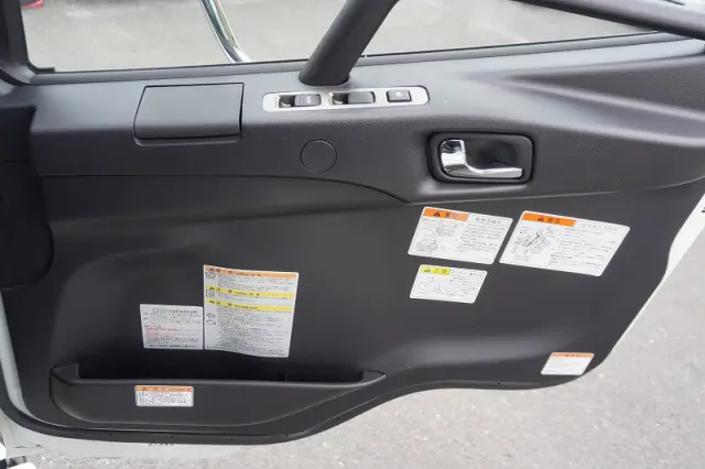 三菱 ファイター 2KG-FK62FZ(2WD)の写真36