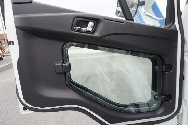 三菱 ファイター 2KG-FK62FZ(2WD)の写真41