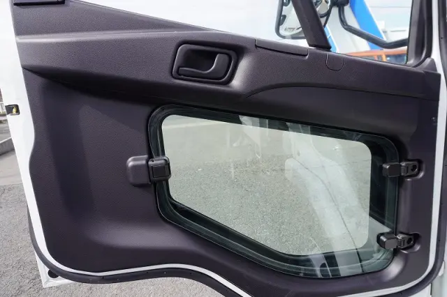 三菱 ファイター 2KG-FK72F(2WD)の写真36