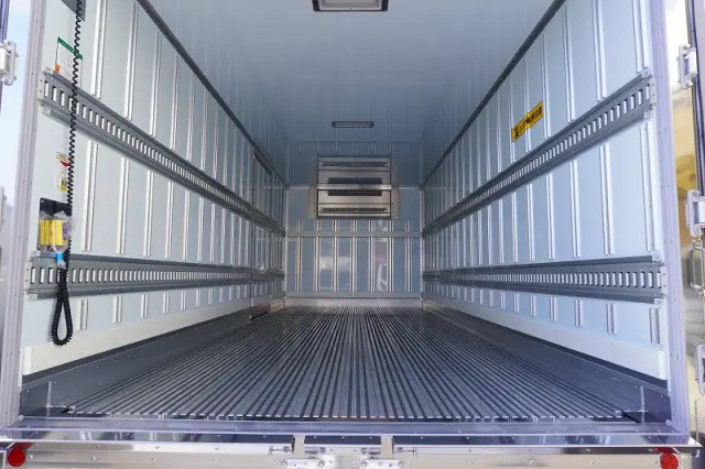 日野 レンジャー 2KG-FD2ABG(2WD)の写真21