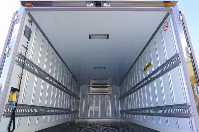 日野 レンジャー 2KG-FD2ABG(2WD)の写真22