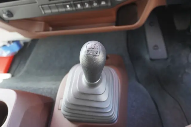 日野 レンジャー 2KG-FD2ABG(2WD)の写真39