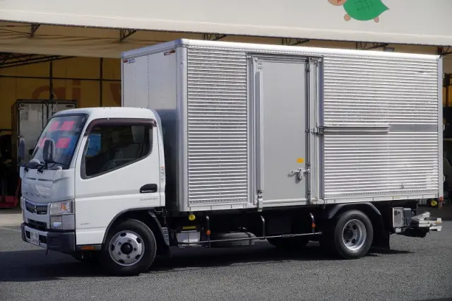 三菱 キャンター TPG-FEA50(2WD)の写真1