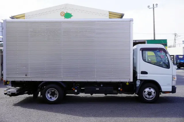 三菱 キャンター TPG-FEA50(2WD)の写真5