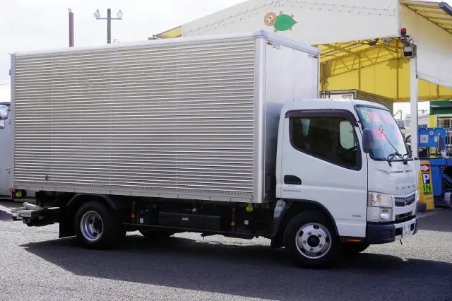 三菱 キャンター TPG-FEA50(2WD)の写真6