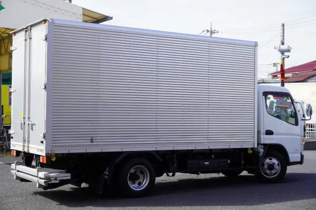 三菱 キャンター TPG-FEA50(2WD)の写真8
