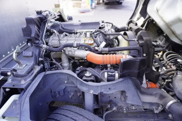 三菱 キャンター TPG-FEA50(2WD)の写真16