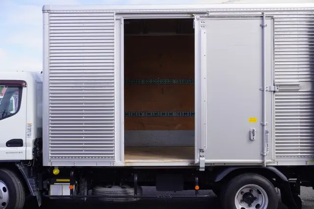 三菱 キャンター TPG-FEA50(2WD)の写真19