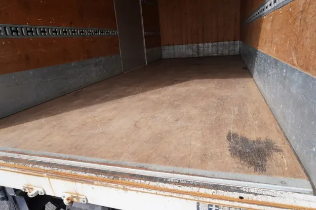 三菱 キャンター TPG-FEA50(2WD)の写真23