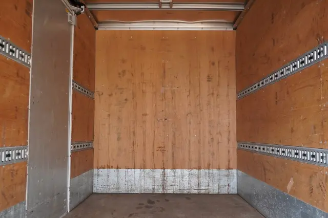 三菱 キャンター TPG-FEA50(2WD)の写真24