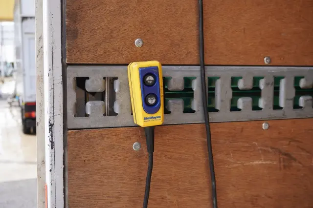 三菱 キャンター TPG-FEA50(2WD)の写真25