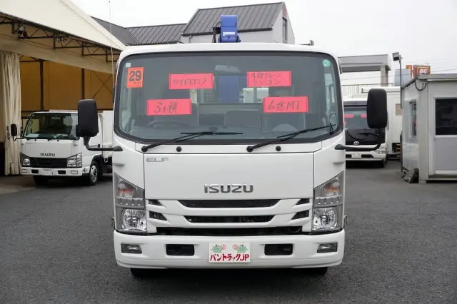 いすゞ エルフ TRG-NPR885AR(2WD)の写真2
