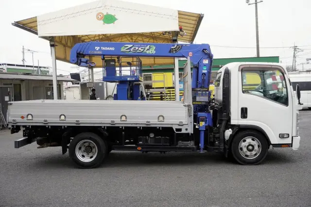 いすゞ エルフ TRG-NPR885AR(2WD)の写真5