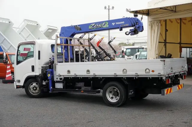 いすゞ エルフ TRG-NPR885AR(2WD)の写真7