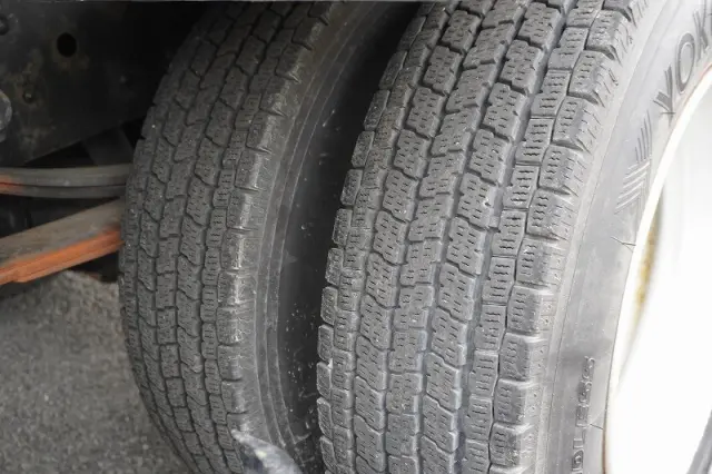 いすゞ エルフ TRG-NPR885AR(2WD)の写真10