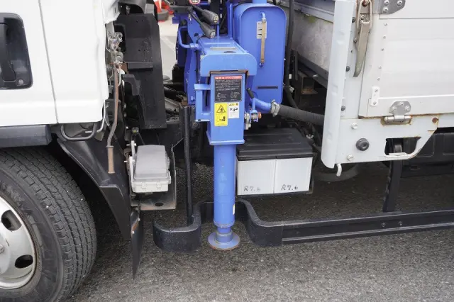 いすゞ エルフ TRG-NPR885AR(2WD)の写真24