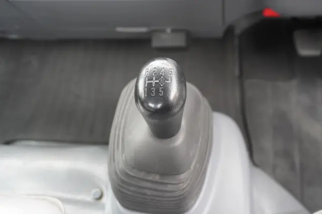 いすゞ エルフ TRG-NPR885AR(2WD)の写真33