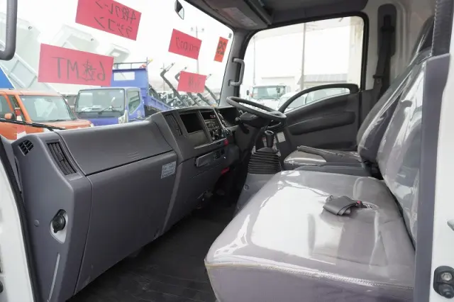 いすゞ エルフ TRG-NPR885AR(2WD)の写真40