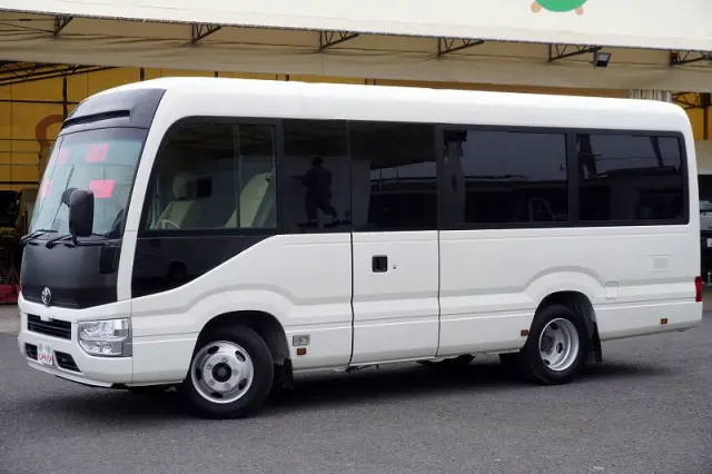 トヨタ コースター 2KG-GDB60V(2WD)の写真1