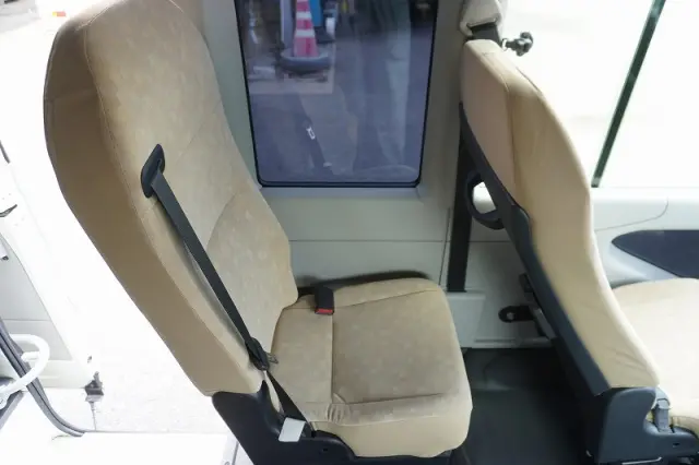 トヨタ コースター 2KG-GDB60V(2WD)の写真18
