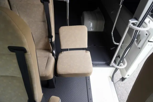 トヨタ コースター 2KG-GDB60V(2WD)の写真20