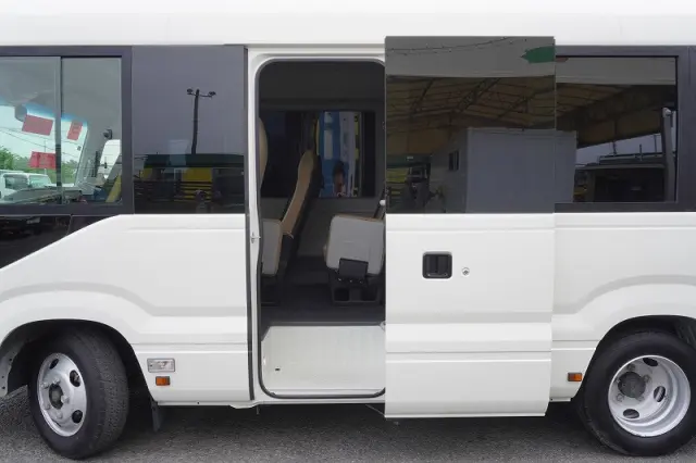 トヨタ コースター 2KG-GDB60V(2WD)の写真26