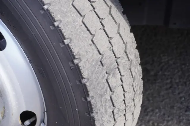 いすゞ エルフ TRG-NPR85AN(2WD)の写真10