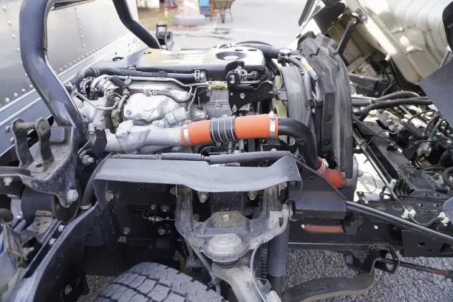 いすゞ エルフ TRG-NPR85AN(2WD)の写真16