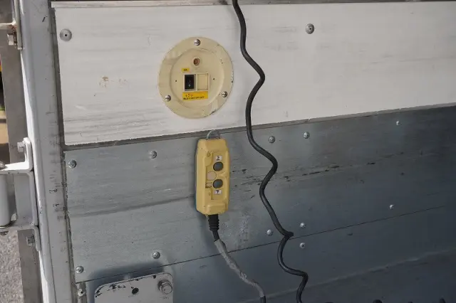 いすゞ エルフ TRG-NPR85AN(2WD)の写真26