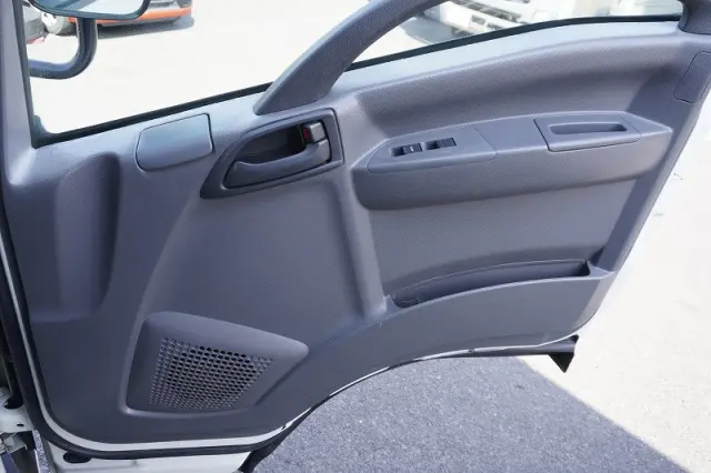 いすゞ エルフ TRG-NPR85AN(2WD)の写真41