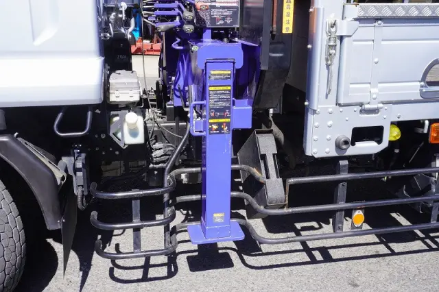 いすゞ フォワード 2RG-FTR90U2(2WD)の写真25