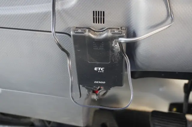 いすゞ フォワード 2RG-FTR90U2(2WD)の写真36