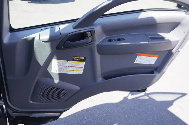 いすゞ フォワード 2RG-FTR90U2(2WD)の写真40