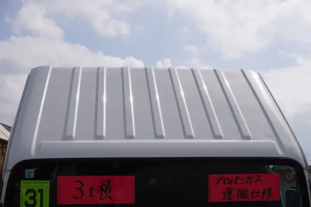 いすゞ エルフ TRG-NKR85A(2WD)の写真17