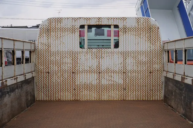 いすゞ エルフ TRG-NKR85A(2WD)の写真23