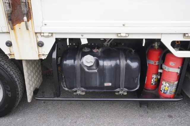 いすゞ エルフ TRG-NKR85A(2WD)の写真31