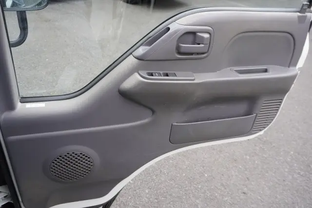 いすゞ エルフ TRG-NKR85A(2WD)の写真40