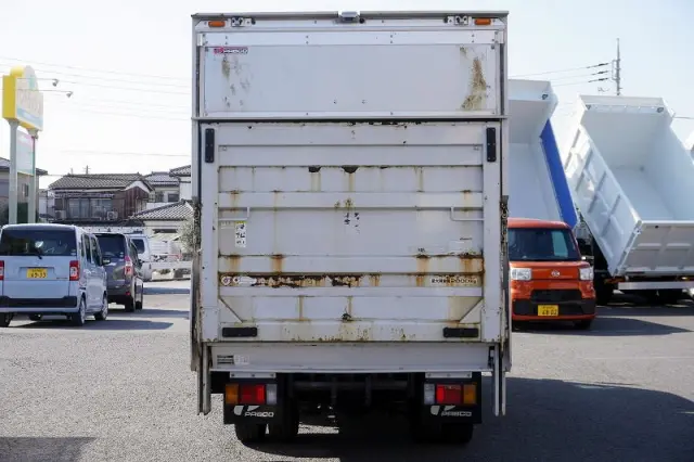 いすゞ エルフ TPG-NMR85AN(2WD)の写真4