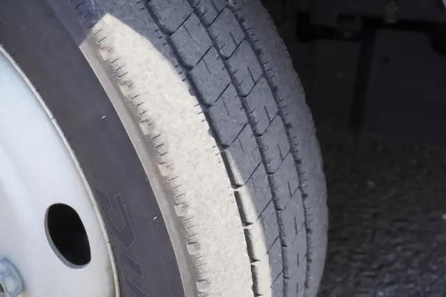 いすゞ エルフ TPG-NMR85AN(2WD)の写真10