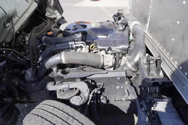 いすゞ エルフ TPG-NMR85AN(2WD)の写真15