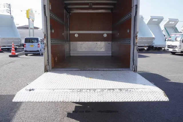 いすゞ エルフ TPG-NMR85AN(2WD)の写真28