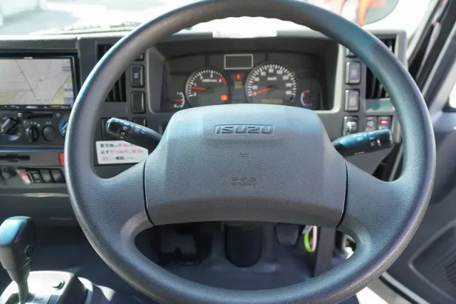 いすゞ エルフ TPG-NMR85AN(2WD)の写真34