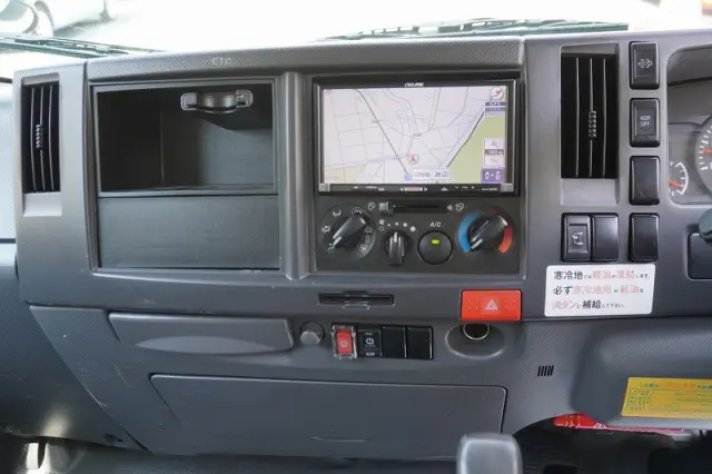 いすゞ エルフ TPG-NMR85AN(2WD)の写真35