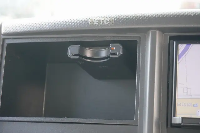 いすゞ エルフ TPG-NMR85AN(2WD)の写真37