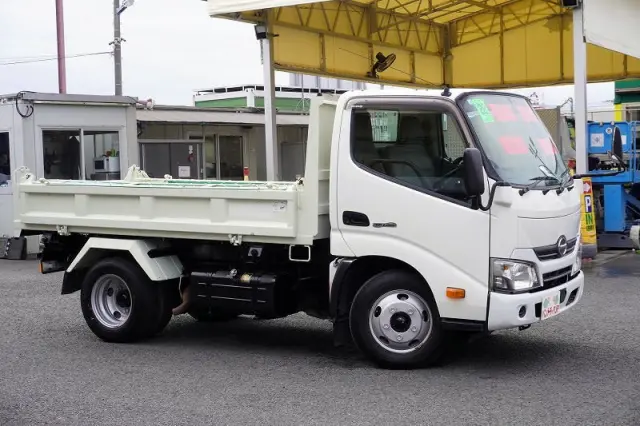 日野 デュトロ TKG-XZU600T(2WD)の写真6