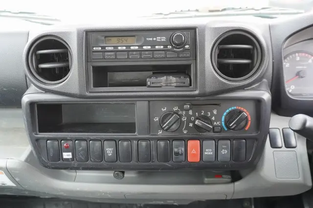 日野 デュトロ TKG-XZU600T(2WD)の写真35