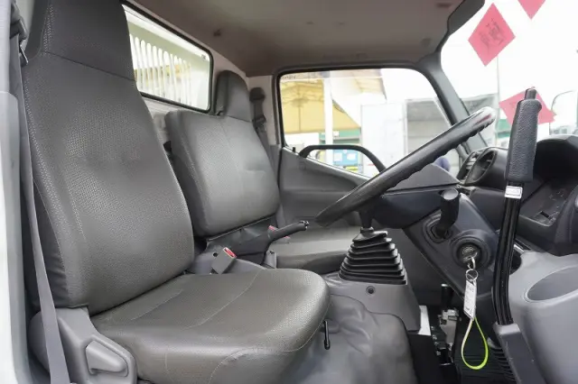 日野 デュトロ TKG-XZU600T(2WD)の写真39