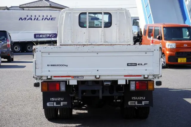いすゞ エルフ TRG-NJR85A(2WD)の写真4