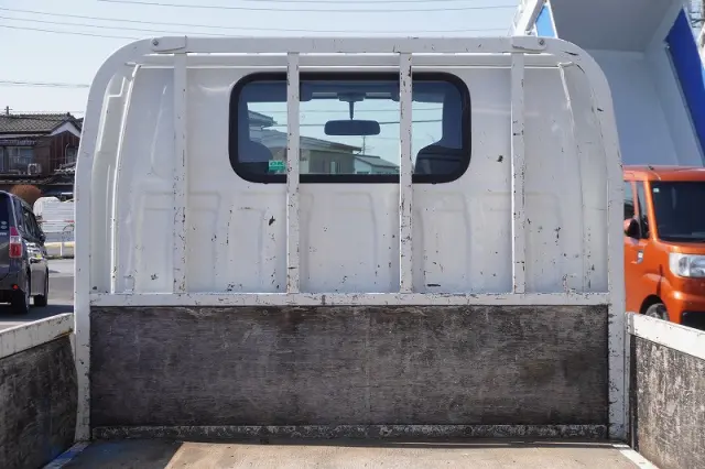 いすゞ エルフ TRG-NJR85A(2WD)の写真18